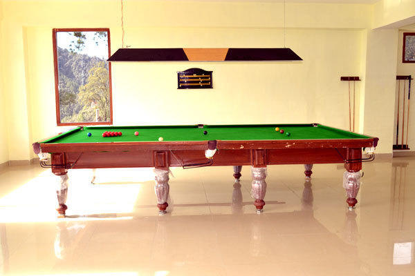 United 21 Resort Chail Esterno foto