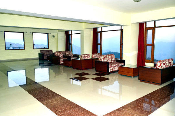 United 21 Resort Chail Esterno foto